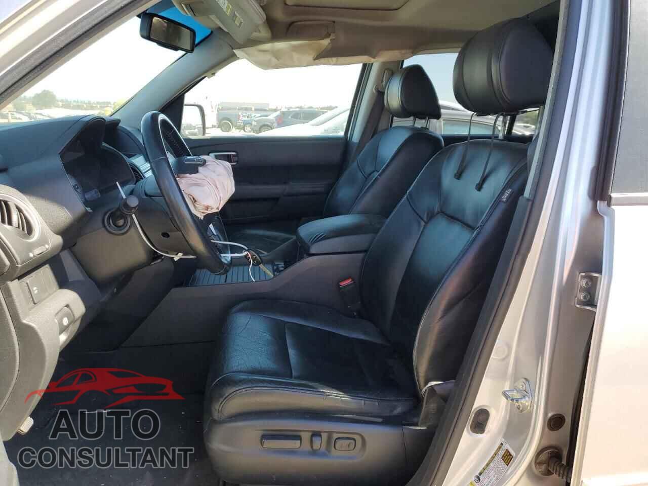 HONDA PILOT 2011 - 5FNYF3H57BB047114
