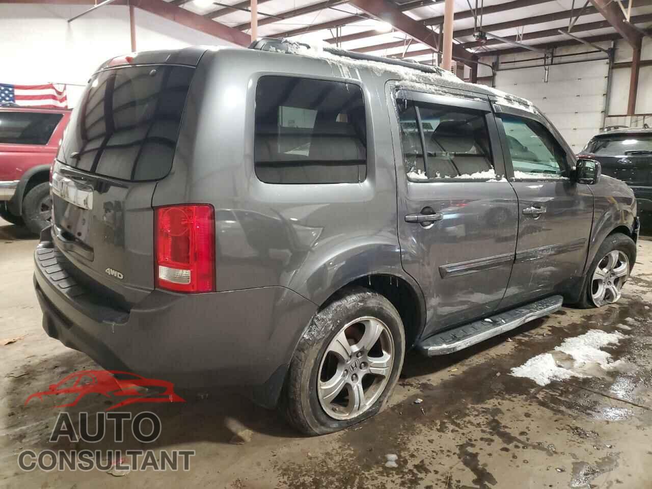 HONDA PILOT 2015 - 5FNYF4H43FB005493