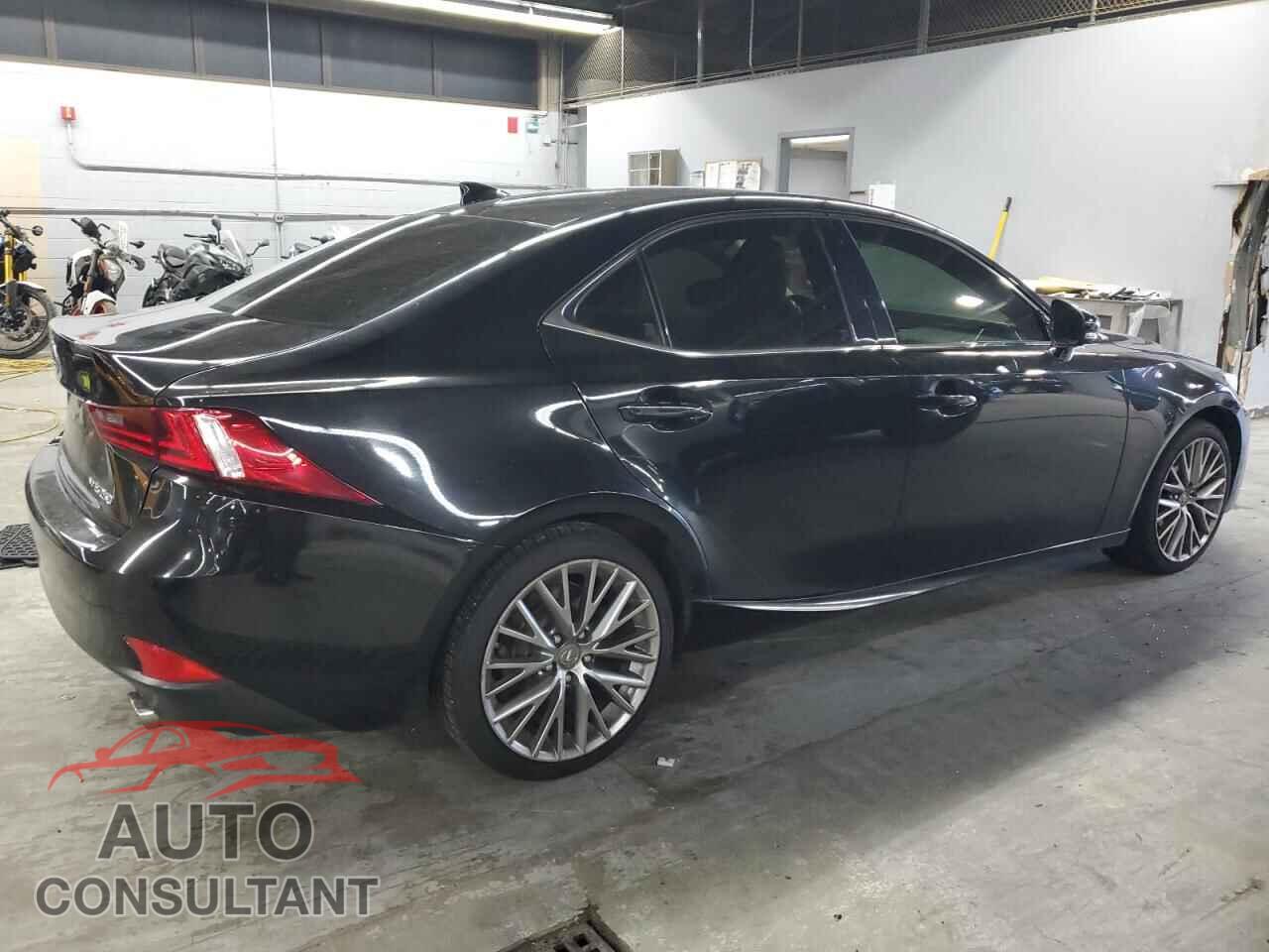 LEXUS IS 2015 - JTHCF1D21F5016439