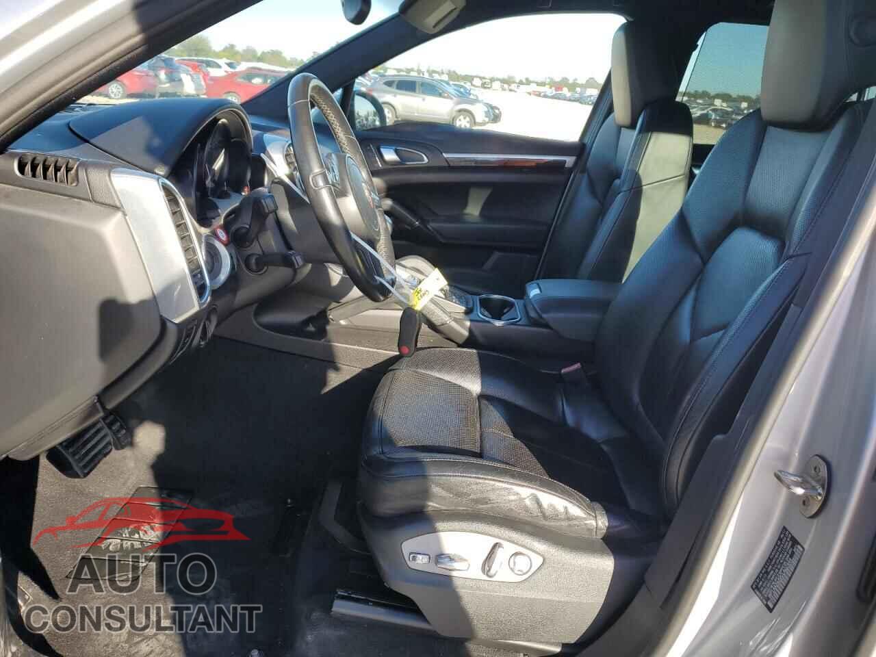 PORSCHE CAYENNE 2012 - WP1AA2A22CLA02444