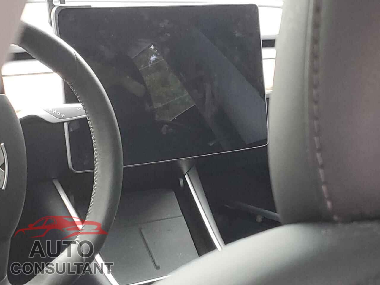 TESLA MODEL 3 2020 - 5YJ3E1EA0LF740515