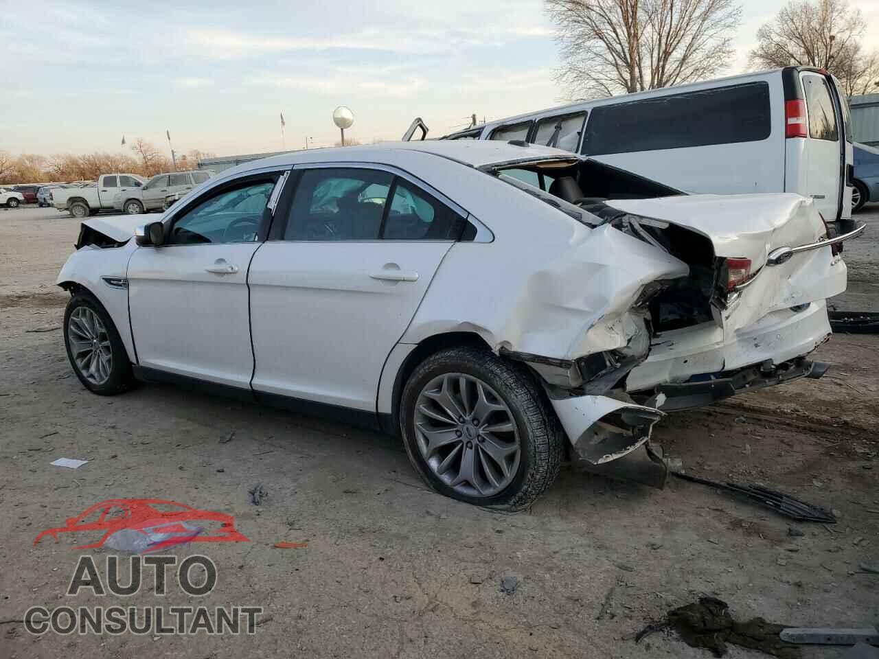 FORD TAURUS 2011 - 1FAHP2FW5BG113304
