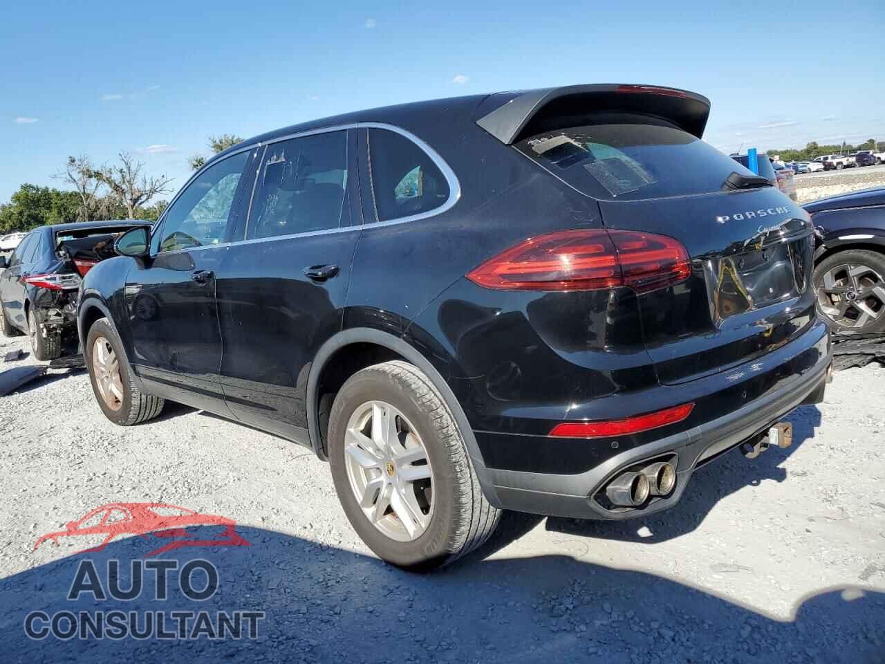 PORSCHE CAYENNE 2016 - WP1AA2A29GKA09144
