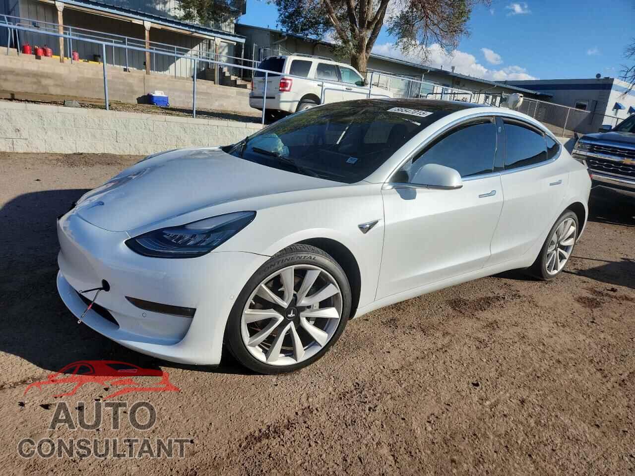 TESLA MODEL 3 2018 - 5YJ3E1EB2JF092214