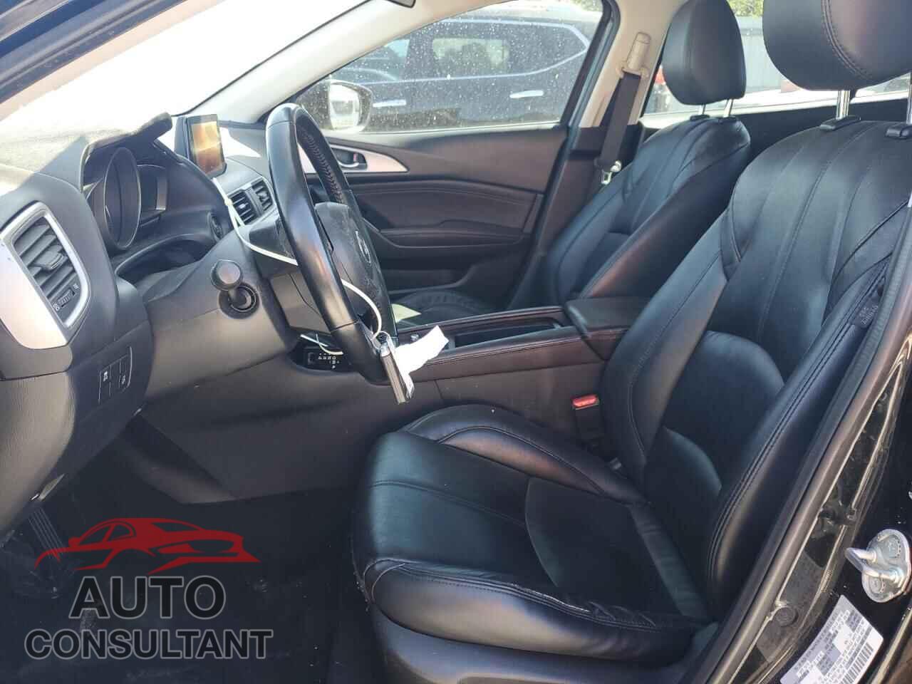 MAZDA 3 2017 - 3MZBN1V70HM110400