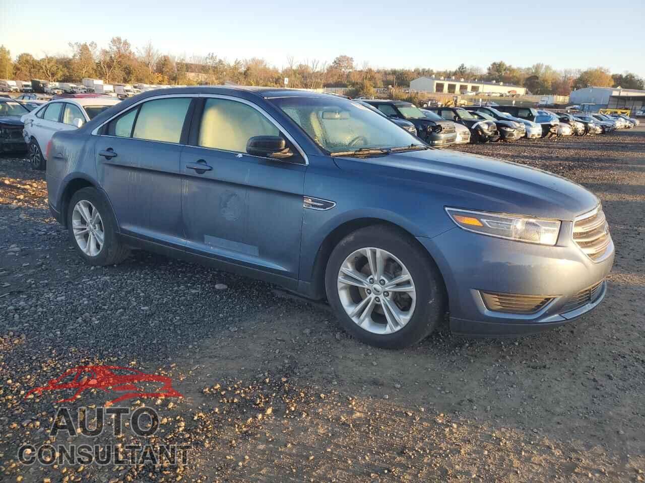 FORD TAURUS 2018 - 1FAHP2D87JG137042