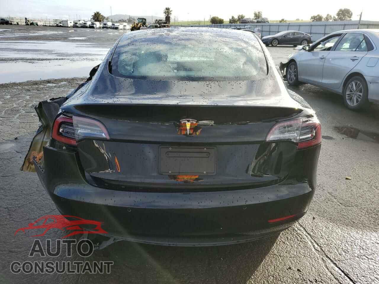 TESLA MODEL 3 2021 - 5YJ3E1EAXMF936432