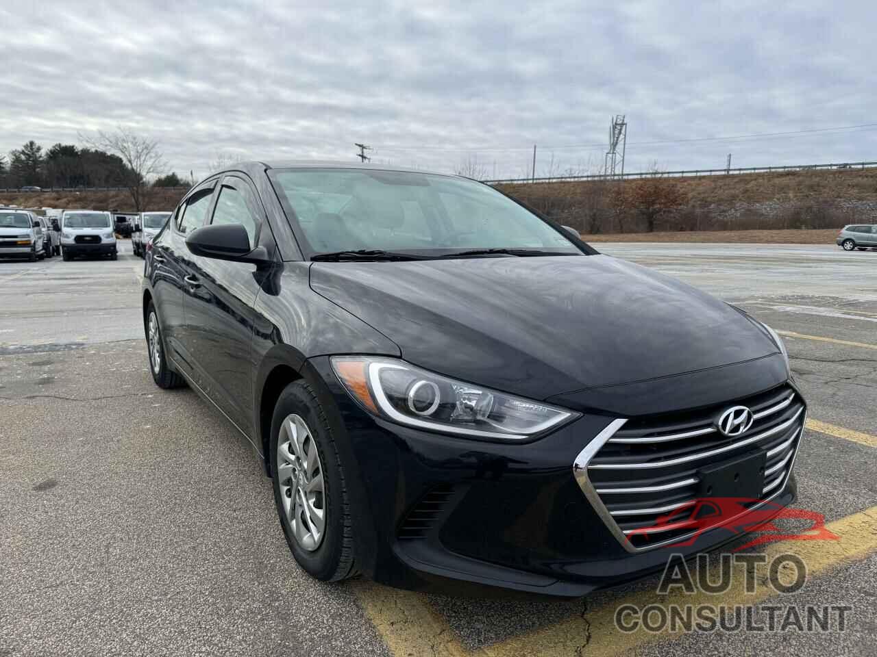 HYUNDAI ELANTRA 2018 - KMHD74LF8JU562979