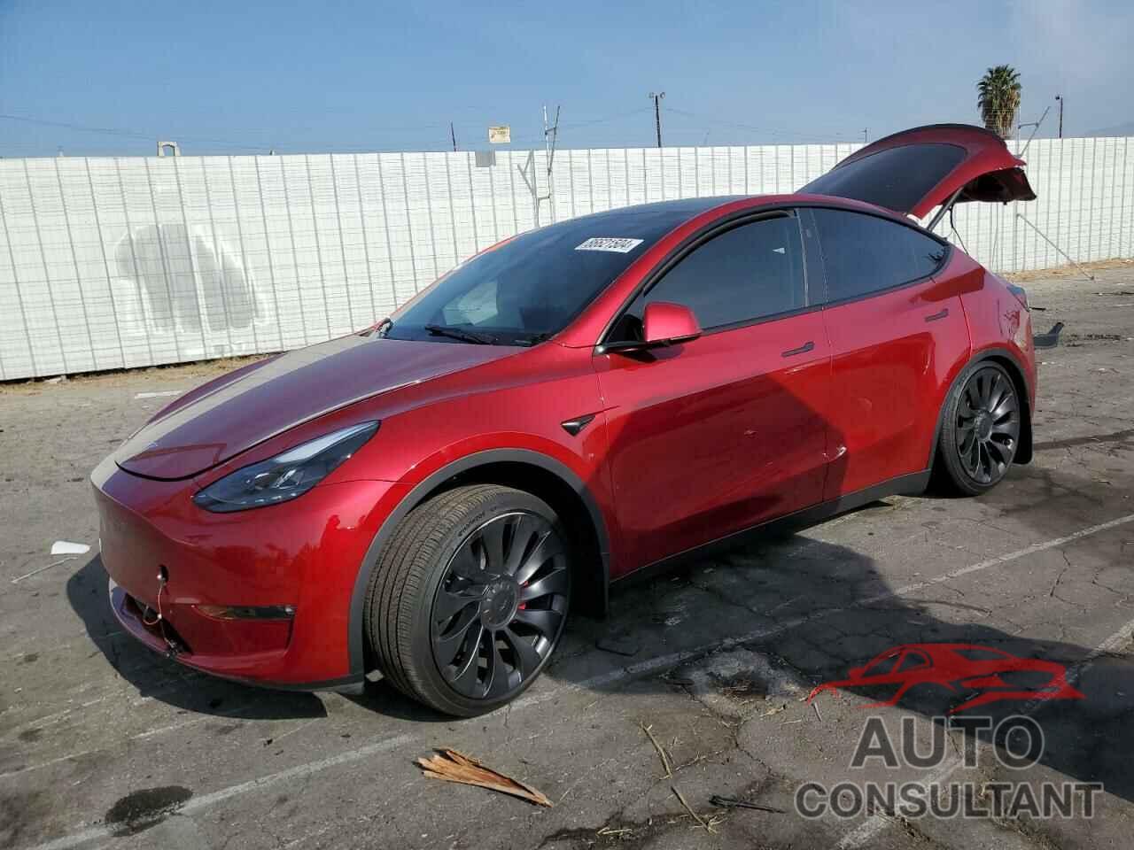 TESLA MODEL Y 2024 - 7SAYGDEF5RF072803