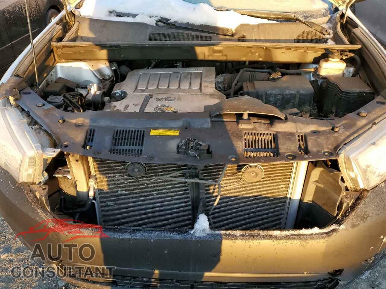 TOYOTA HIGHLANDER 2012 - 5TDBK3EH2CS153323