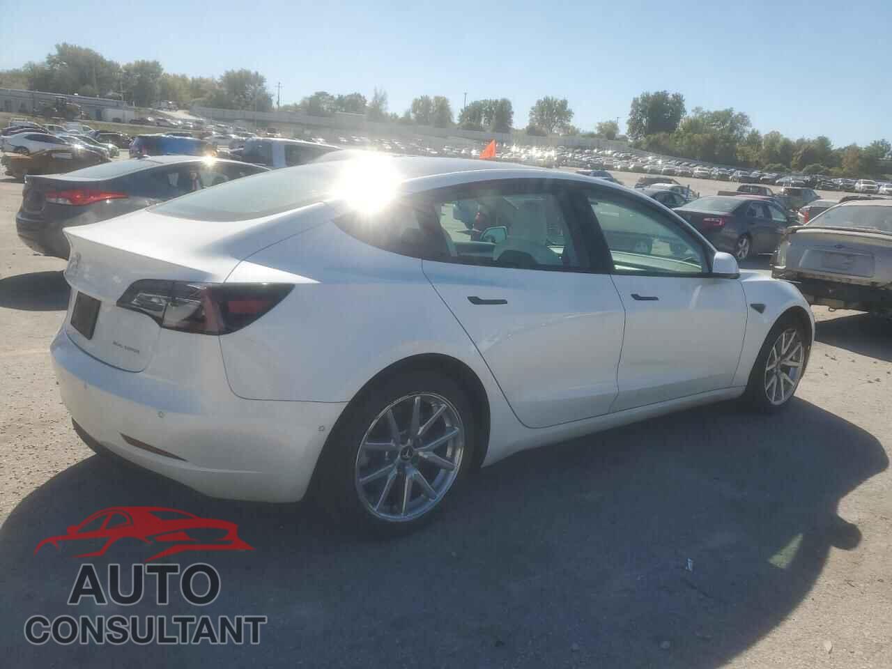 TESLA MODEL 3 2021 - 5YJ3E1EB4MF092008