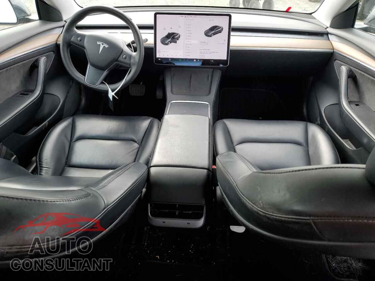 TESLA MODEL 3 2021 - 5YJ3E1EB0MF005883