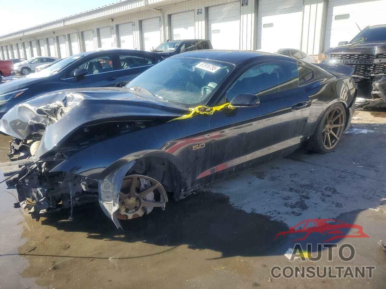 FORD MUSTANG 2018 - 1FA6P8CF1J5175680
