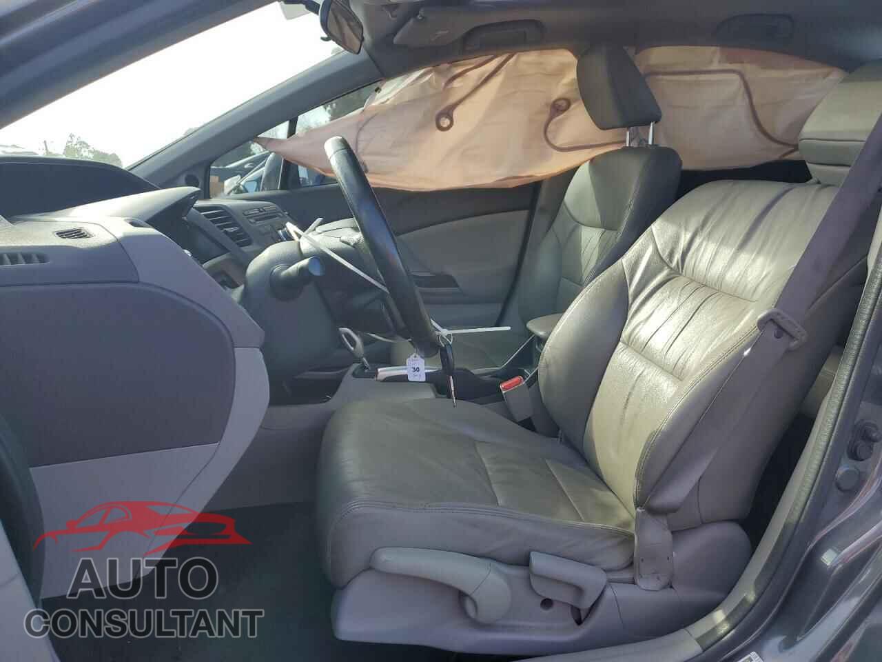 HONDA CIVIC 2012 - 2HGFB2F99CH545296