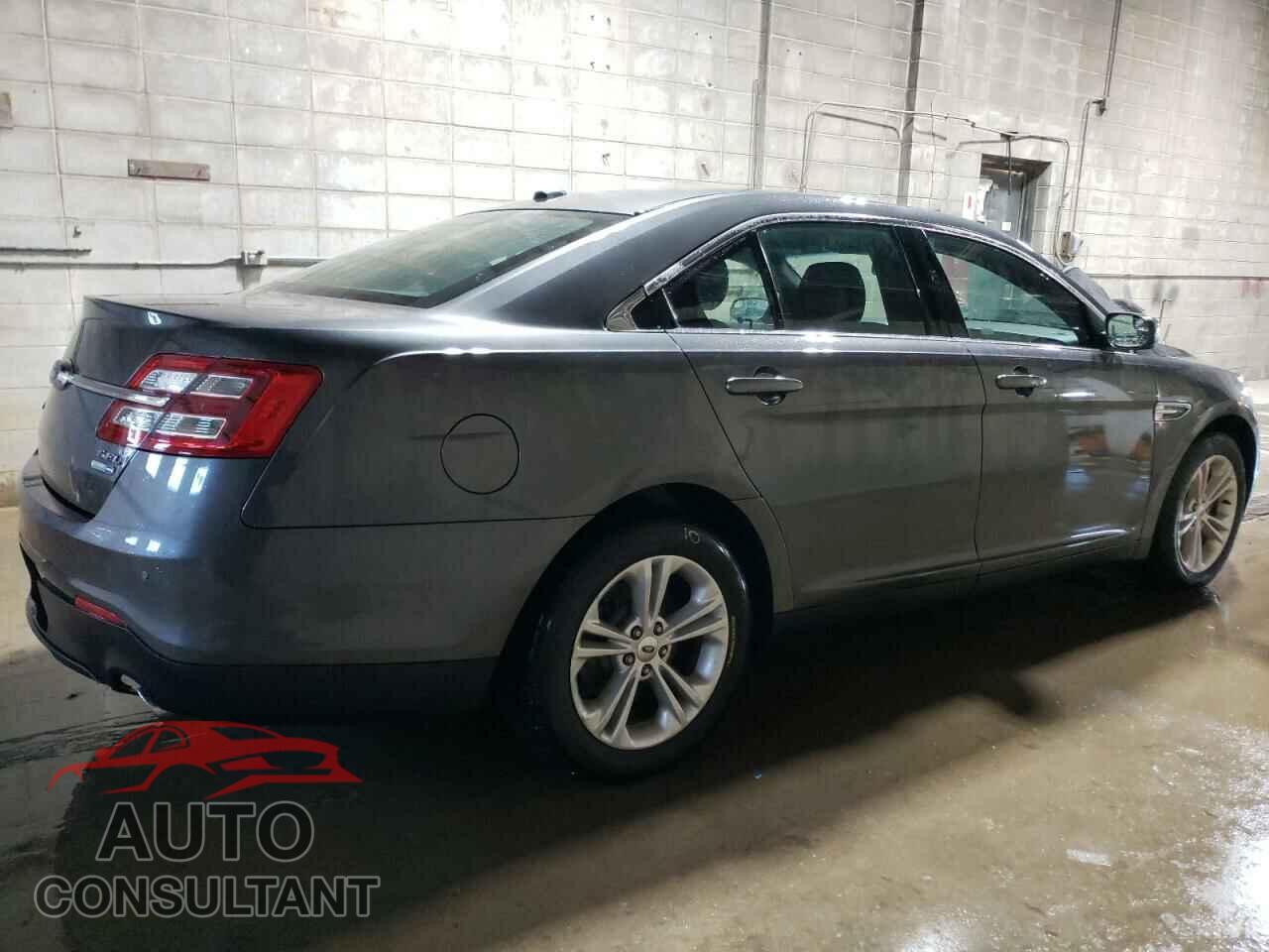 FORD TAURUS 2017 - 1FAHP2H84HG139089