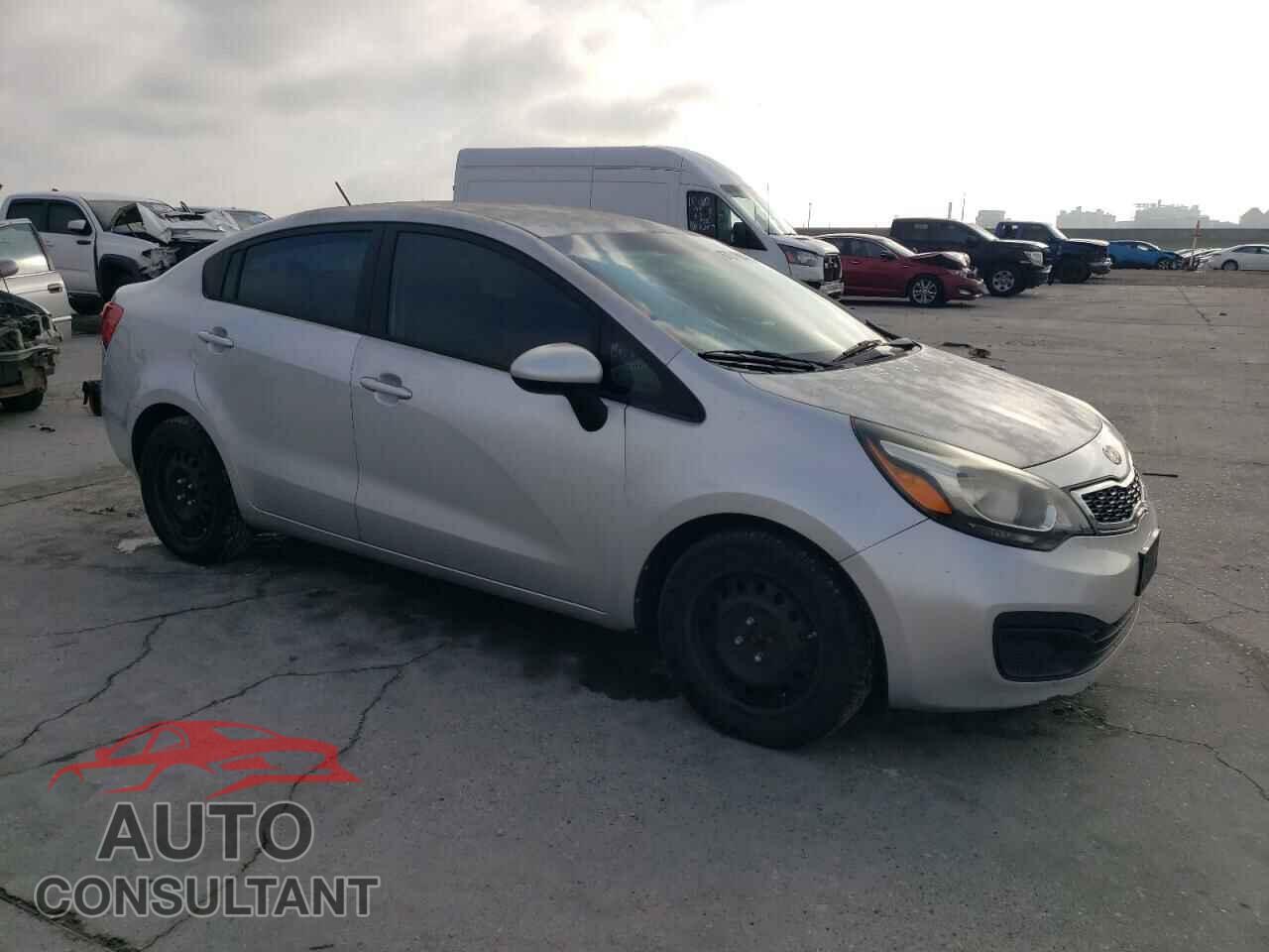 KIA RIO 2014 - KNADN4A39E6389595