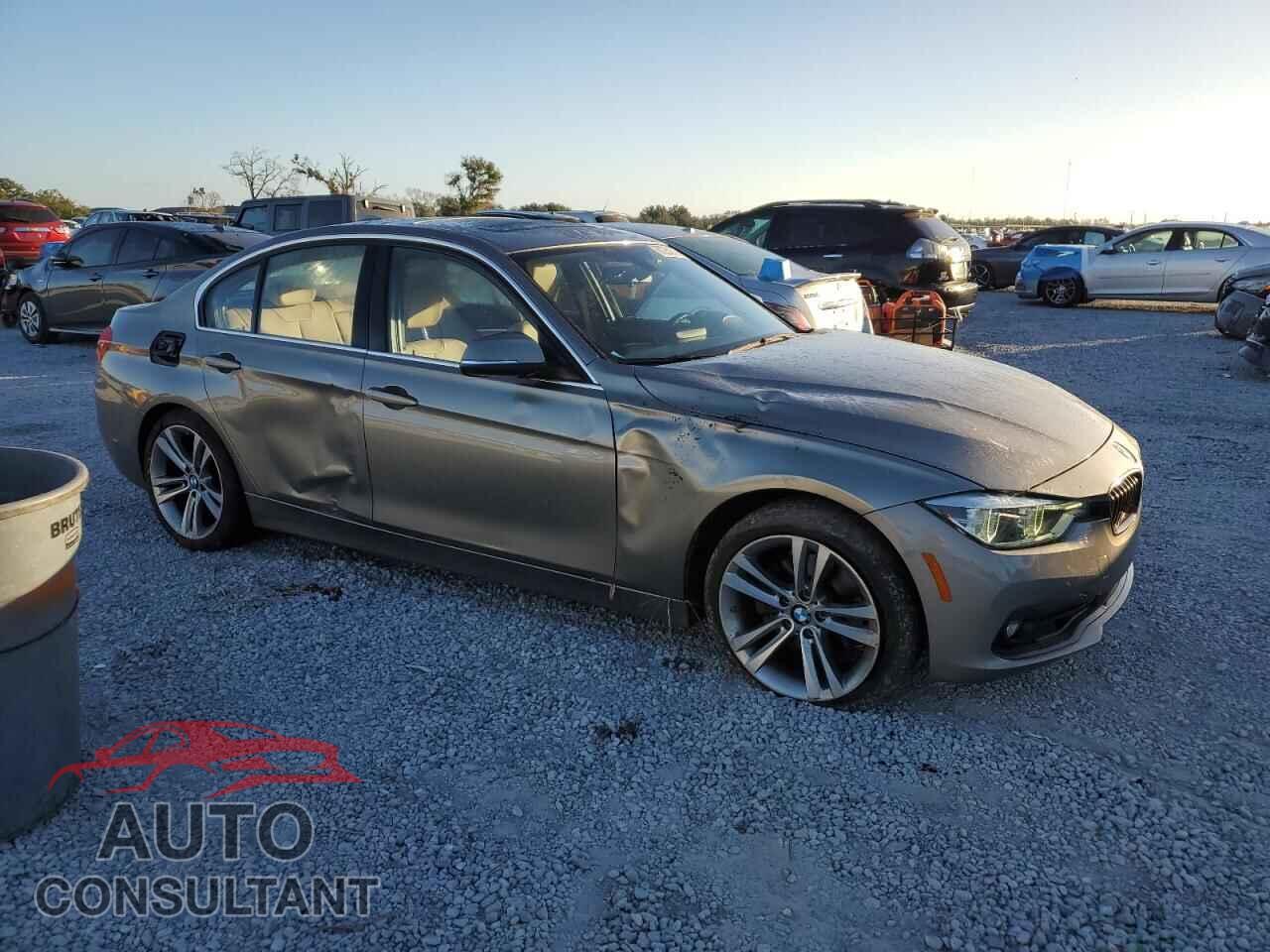 BMW 3 SERIES 2018 - WBA8B9C54JEE83053