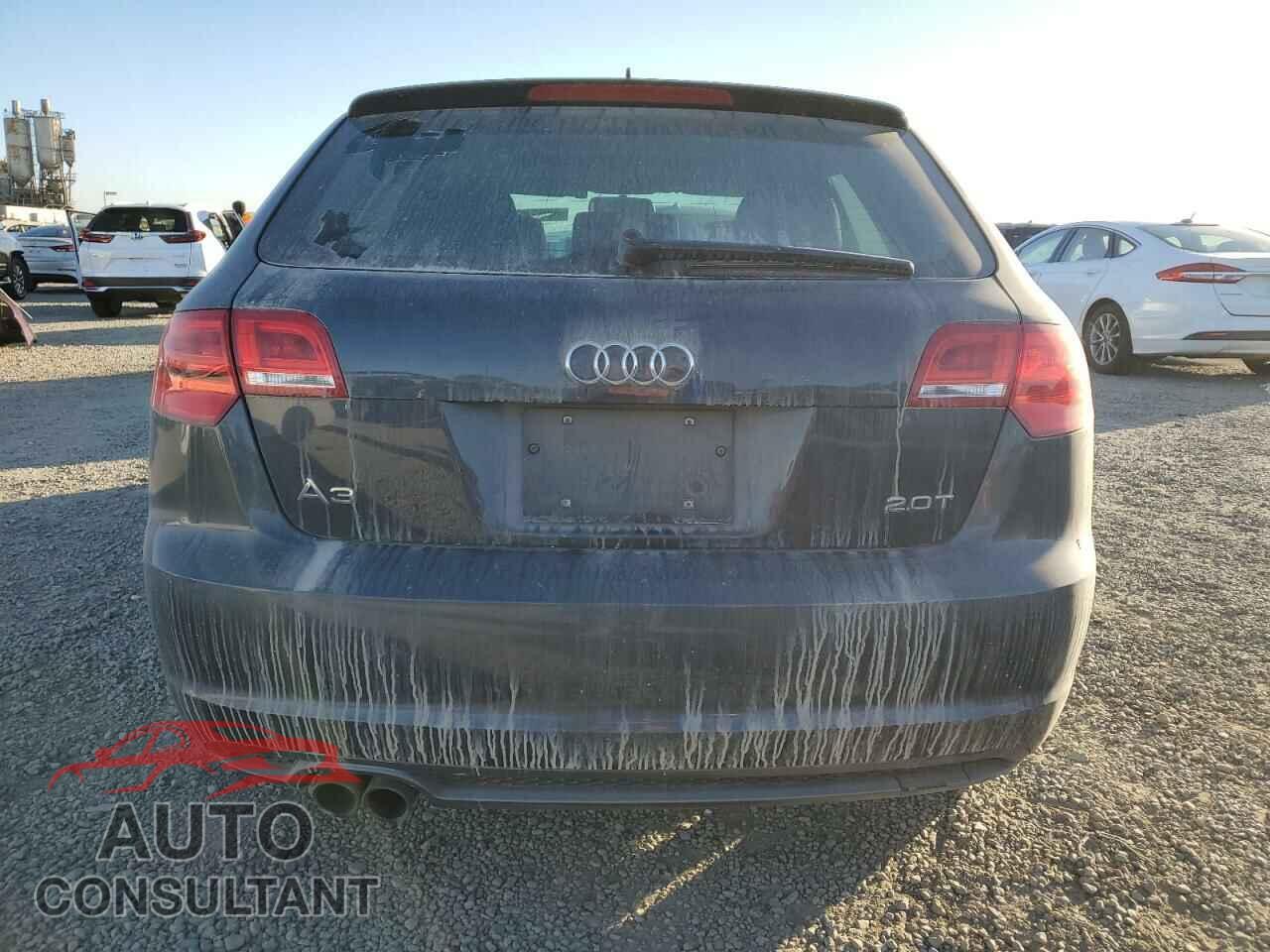 AUDI A3 2012 - WAUBEAFM1CA032851