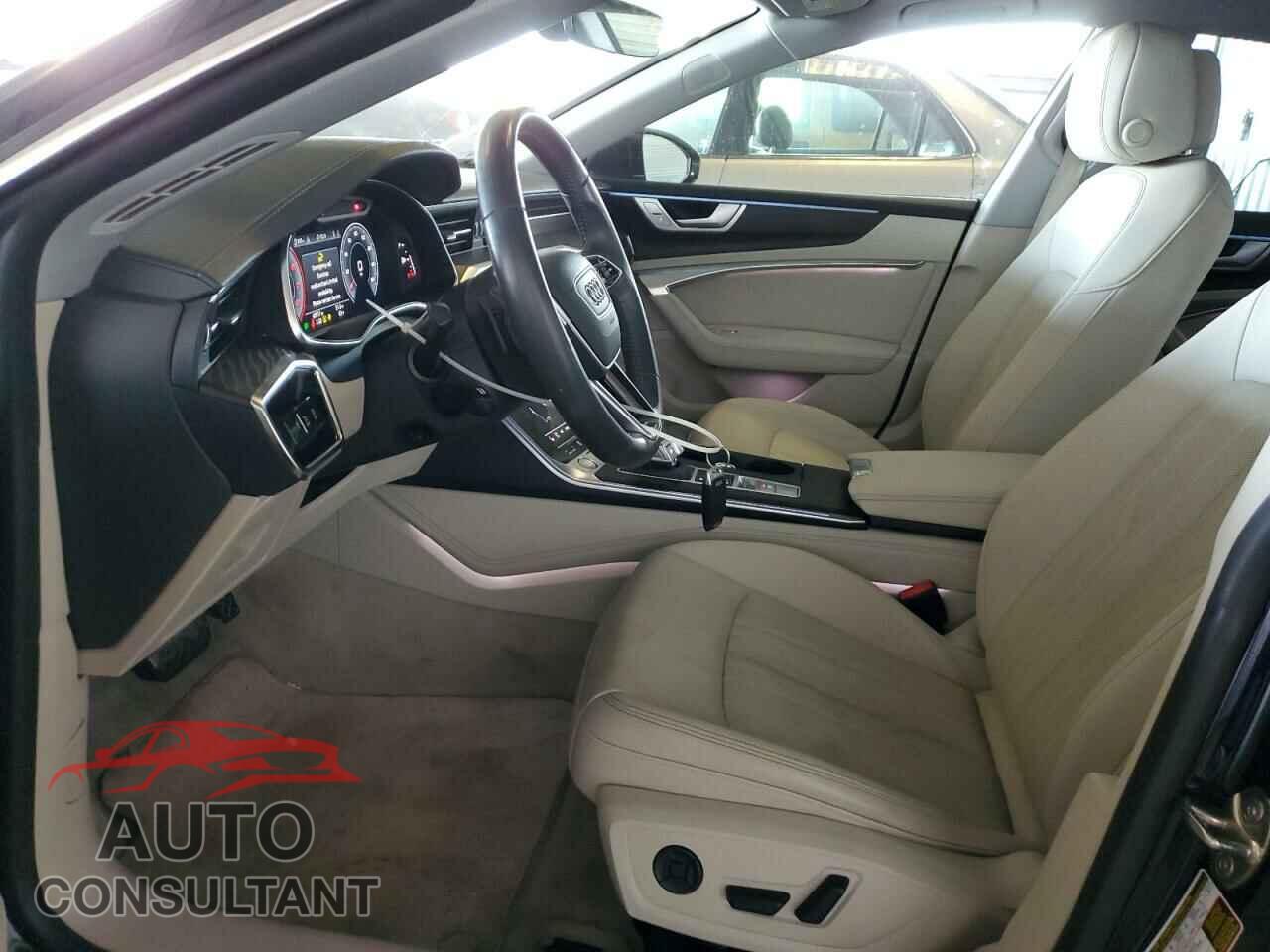 AUDI A7 2019 - WAUV2AF25KN129823