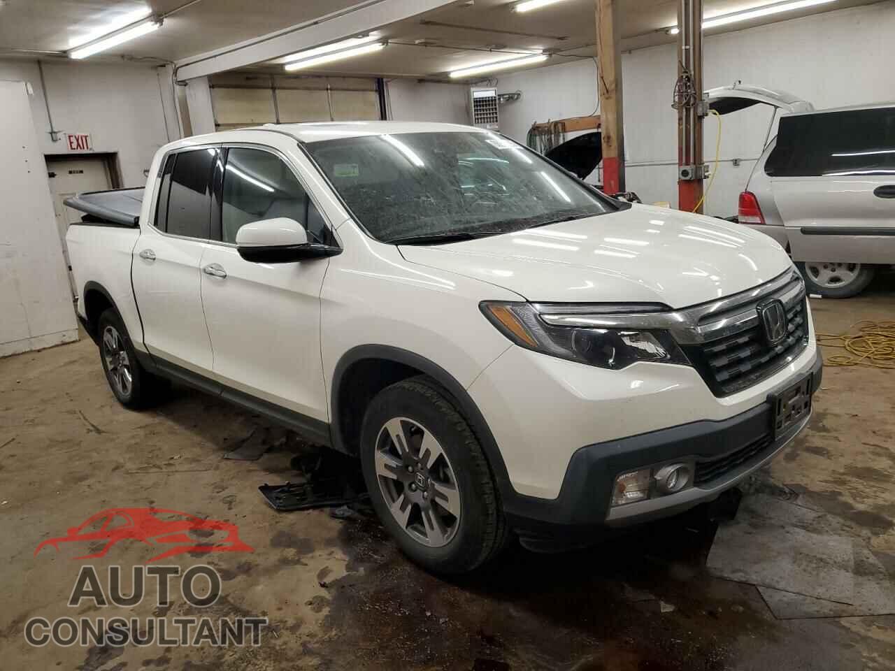 HONDA RIDGELINE 2018 - 5FPYK3F76JB015213