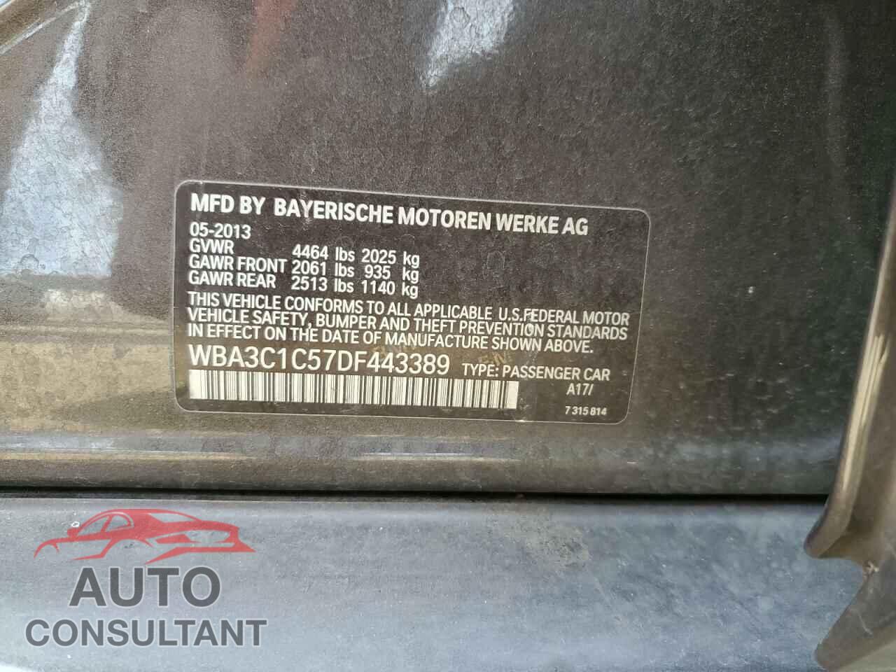 BMW 3 SERIES 2013 - WBA3C1C57DF443389
