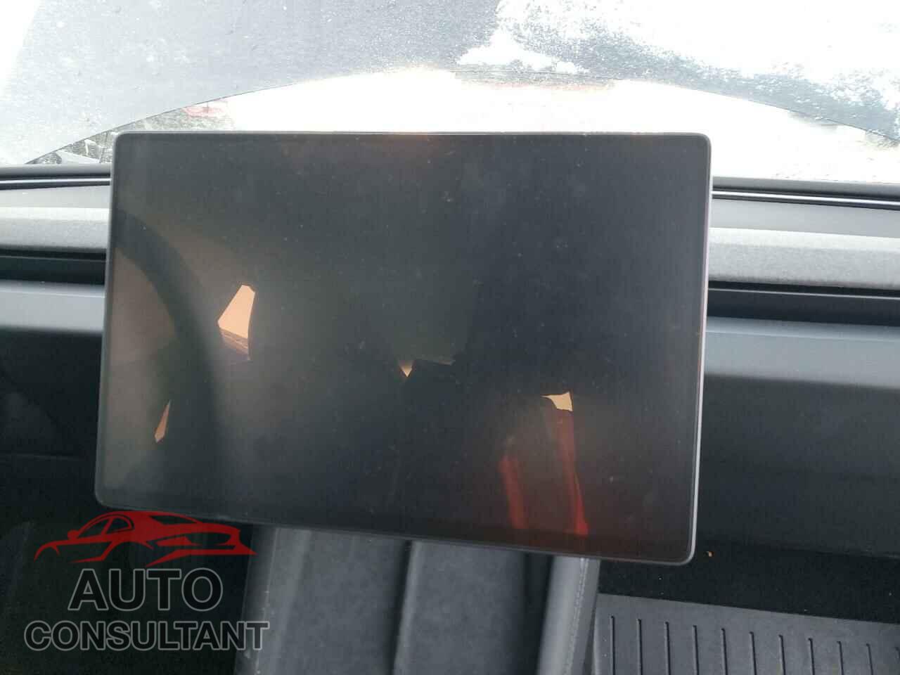TESLA MODEL 3 2024 - 5YJ3E1EB6RF849174