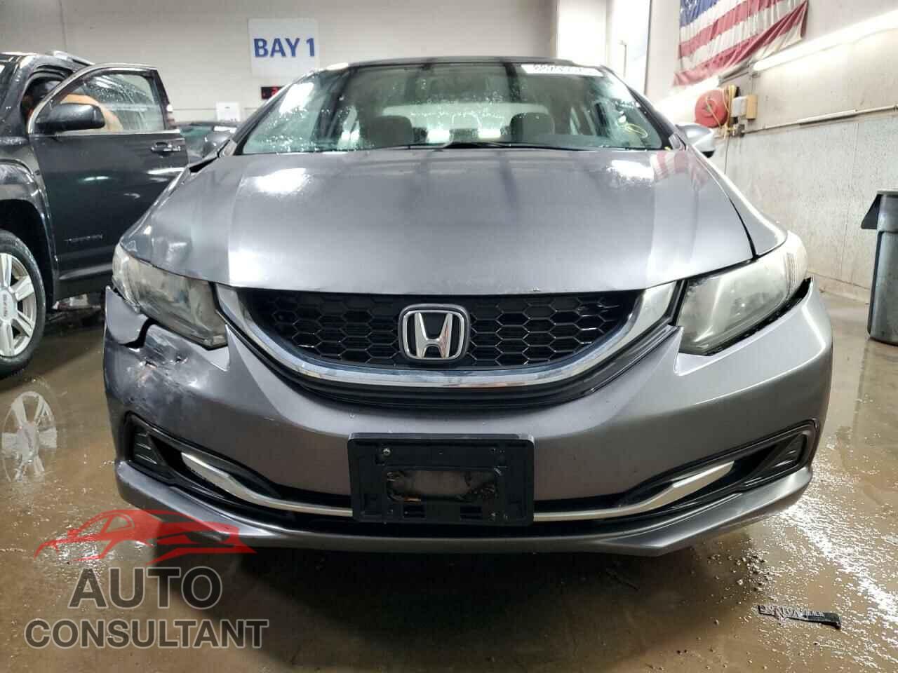 HONDA CIVIC 2013 - 19XFB2F59DE095657