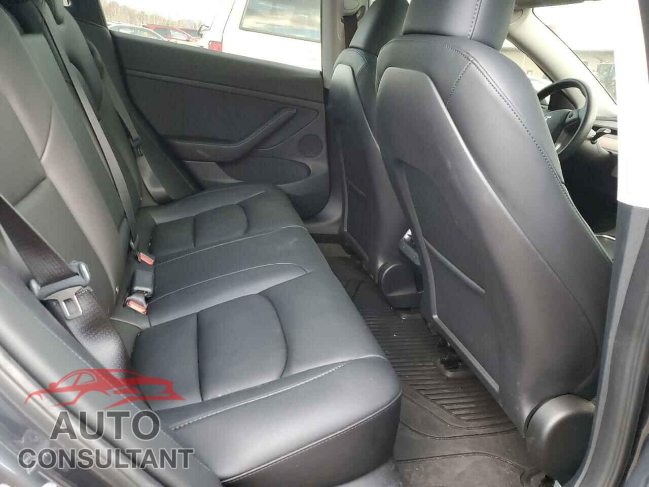 TESLA MODEL 3 2023 - 5YJ3E1EA1PF675843