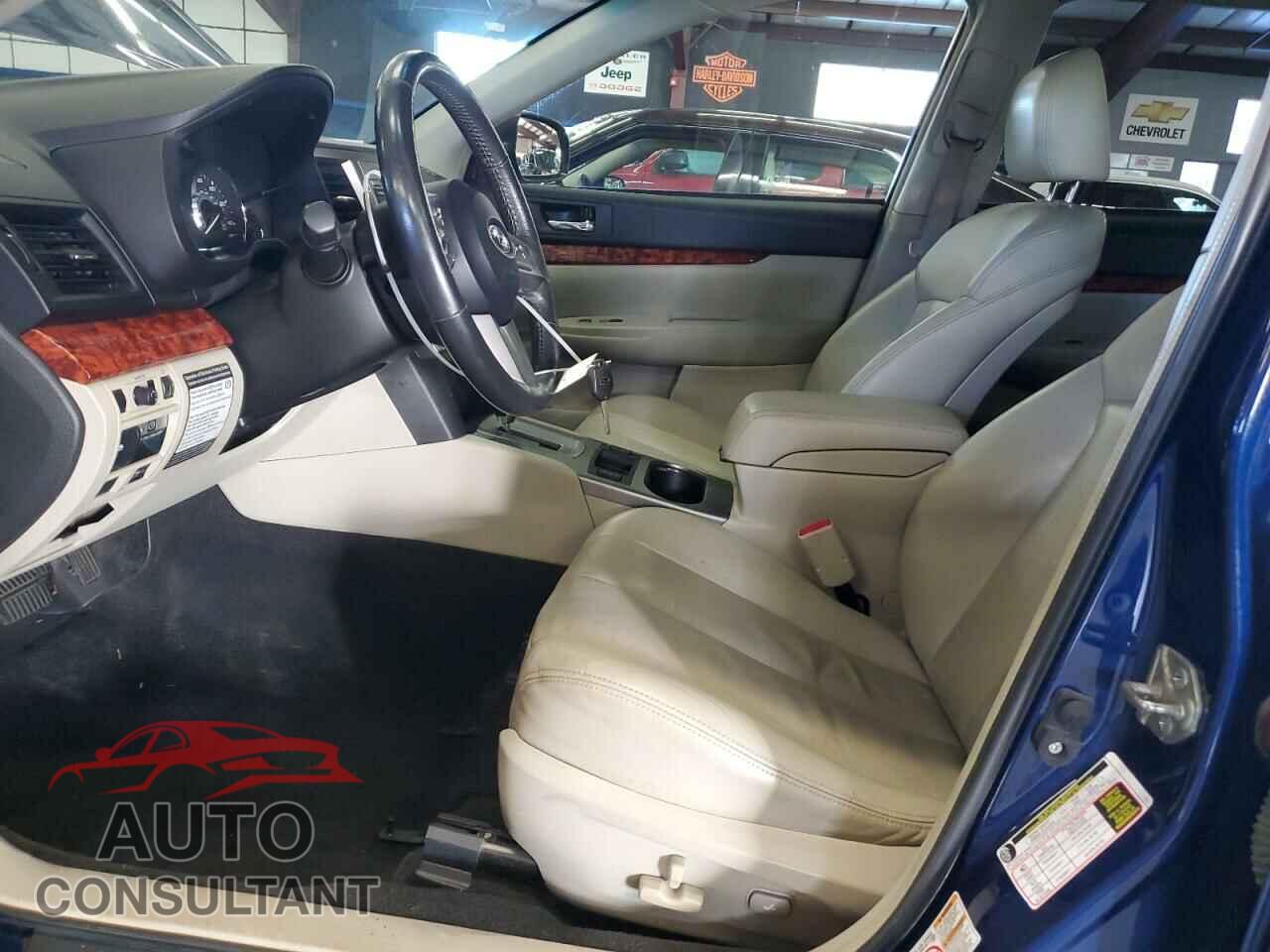 SUBARU OUTBACK 2010 - 4S4BRBJCXA3348841