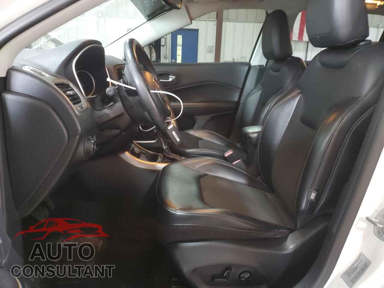 JEEP COMPASS 2017 - 3C4NJDBB3HT646155