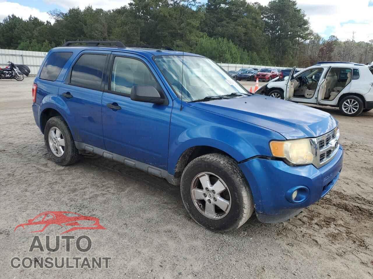 FORD ESCAPE 2011 - 1FMCU0DG2BKA41631