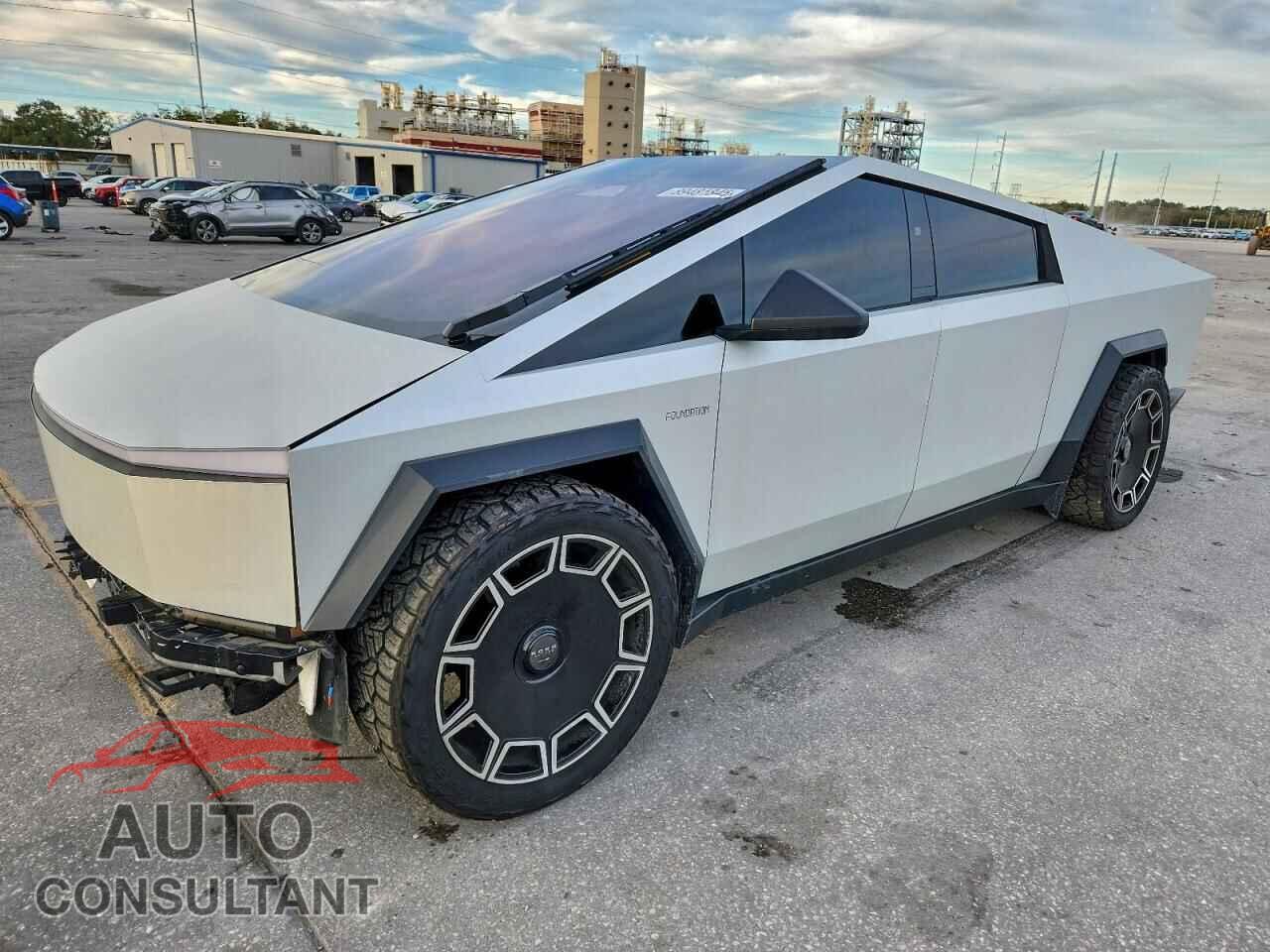 TESLA CYBERTRUCK 2024 - 7G2CEHEE2RA038355