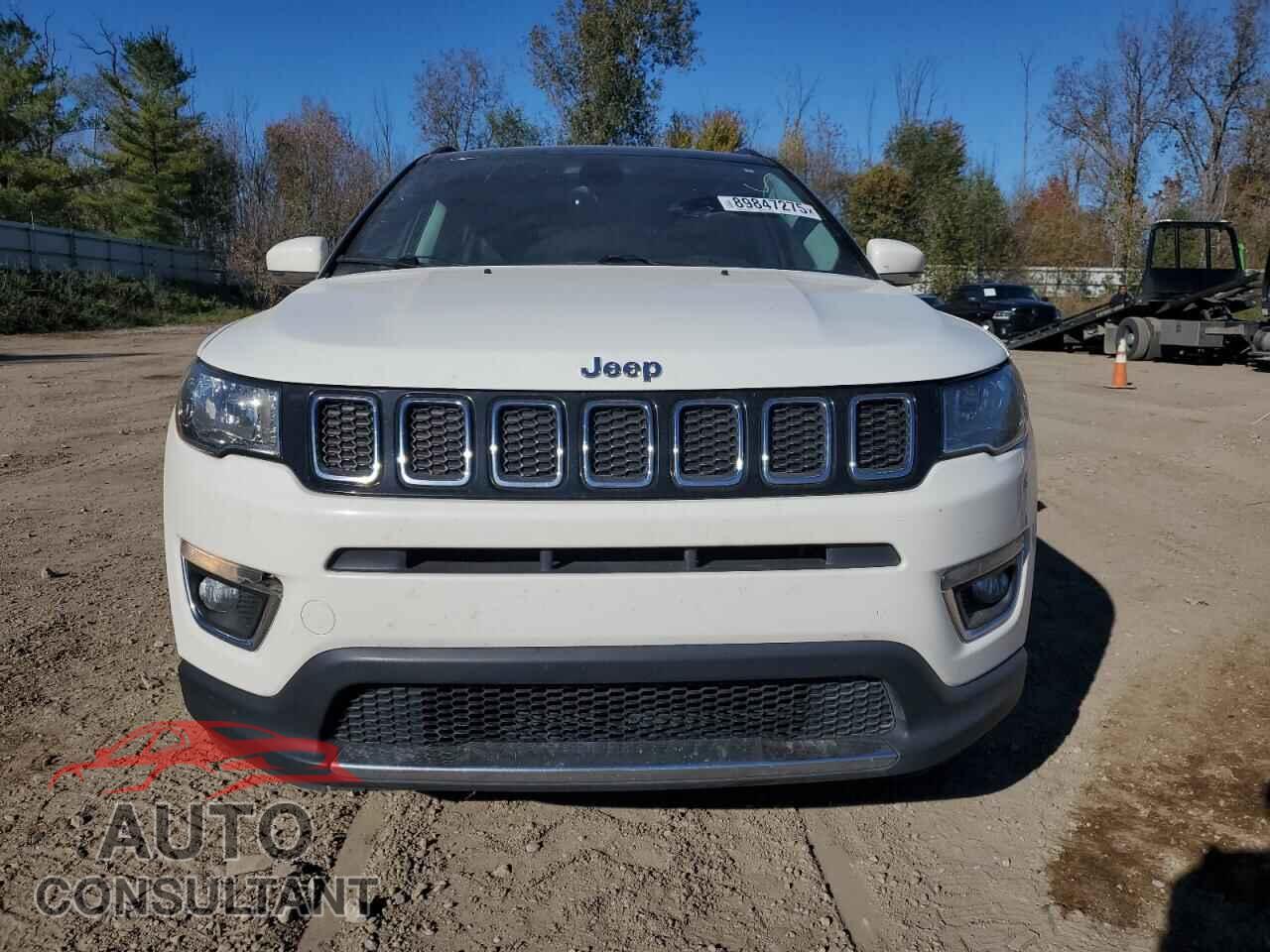 JEEP COMPASS 2018 - 3C4NJDCB7JT135651