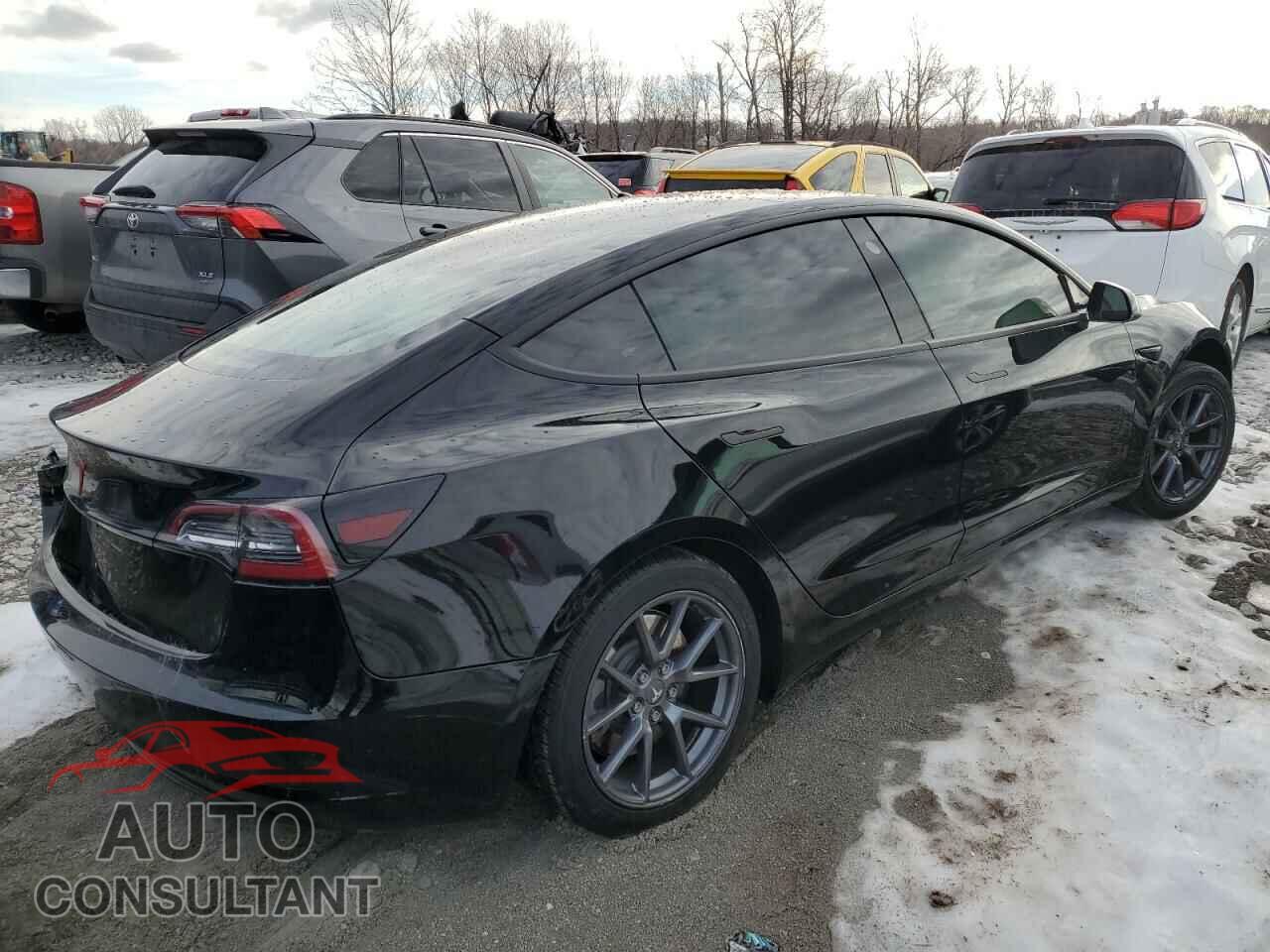 TESLA MODEL 3 2018 - 5YJ3E1EA9JF177915
