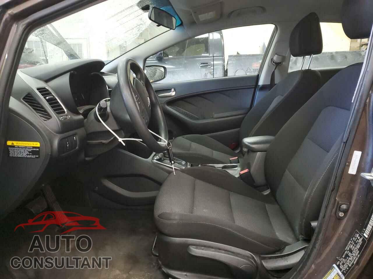 KIA FORTE 2017 - 3KPFK4A74HE128090