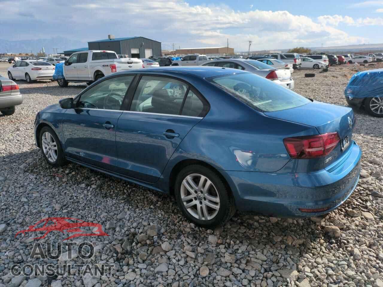 VOLKSWAGEN JETTA 2017 - 3VW2B7AJXHM218908
