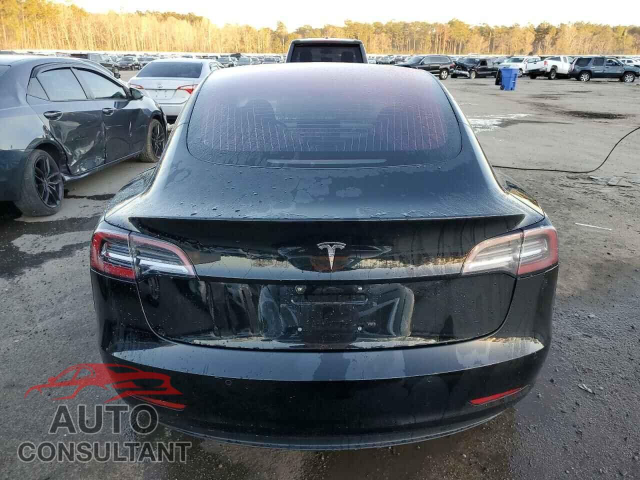 TESLA MODEL 3 2018 - 5YJ3E1EA6JF163745