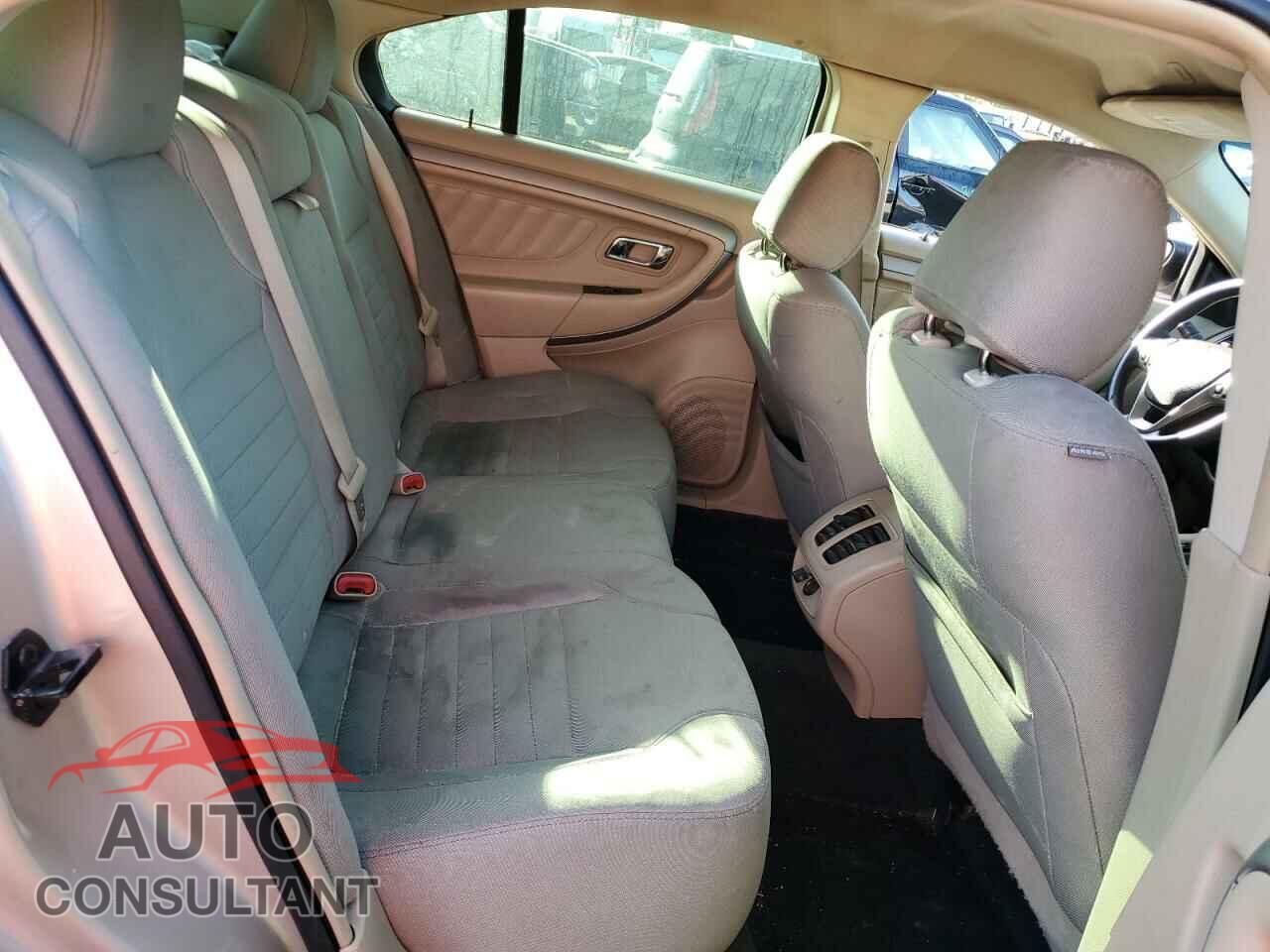 FORD TAURUS 2017 - 1FAHP2D85HG125269
