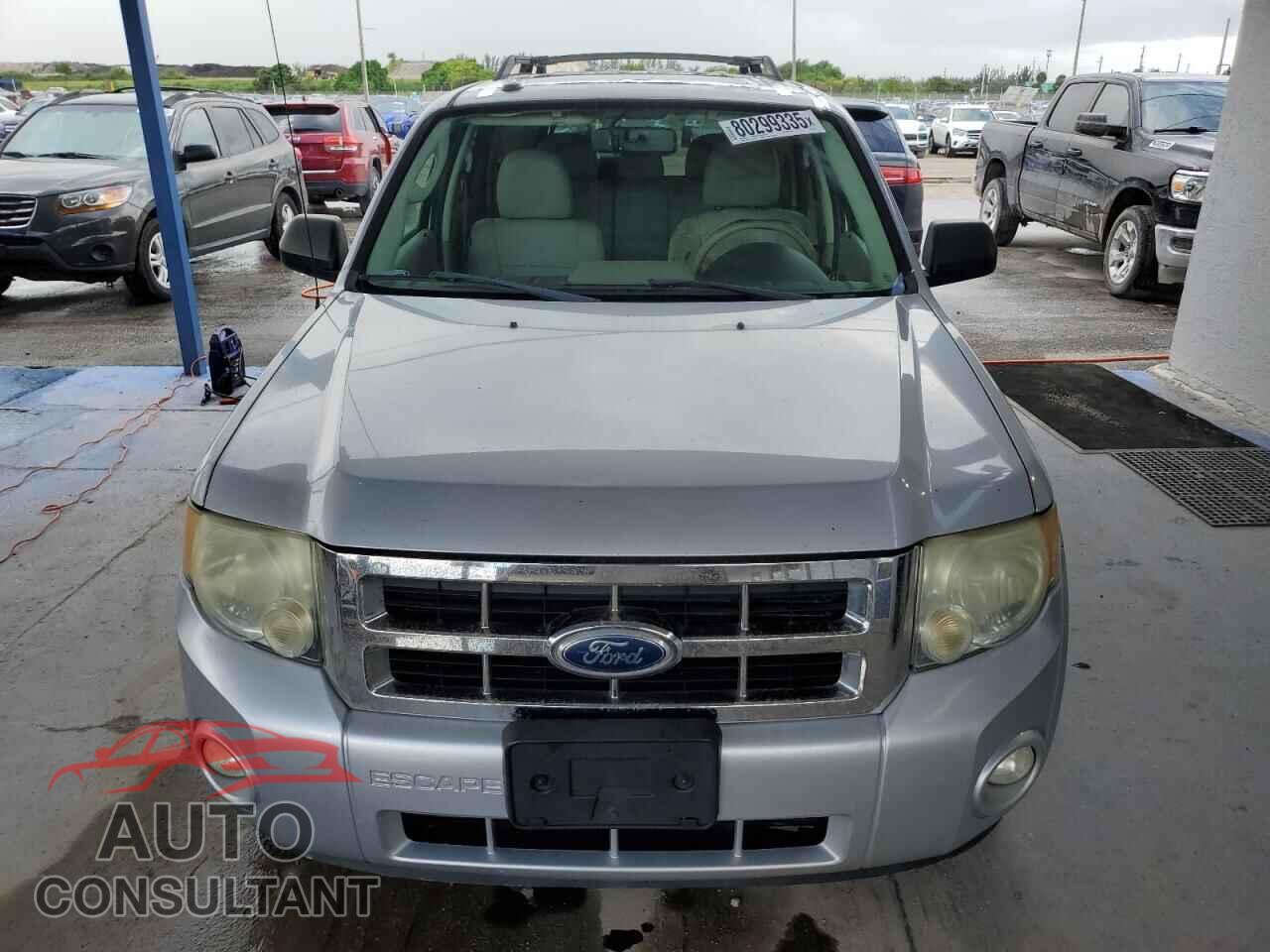 FORD ESCAPE 2010 - 1FMCU9DG3AKD47935