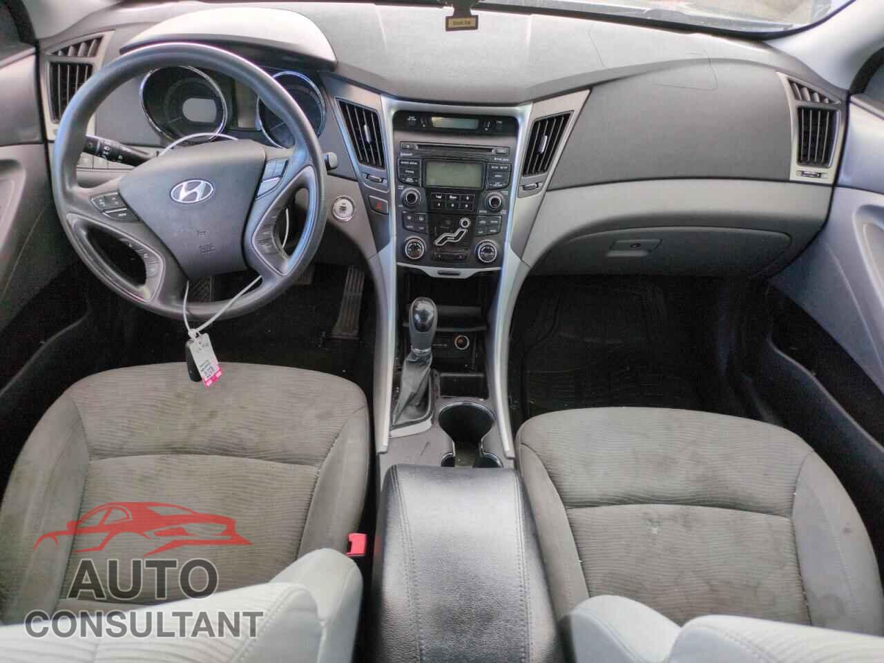 HYUNDAI SONATA 2012 - KMHEC4A44CA033969
