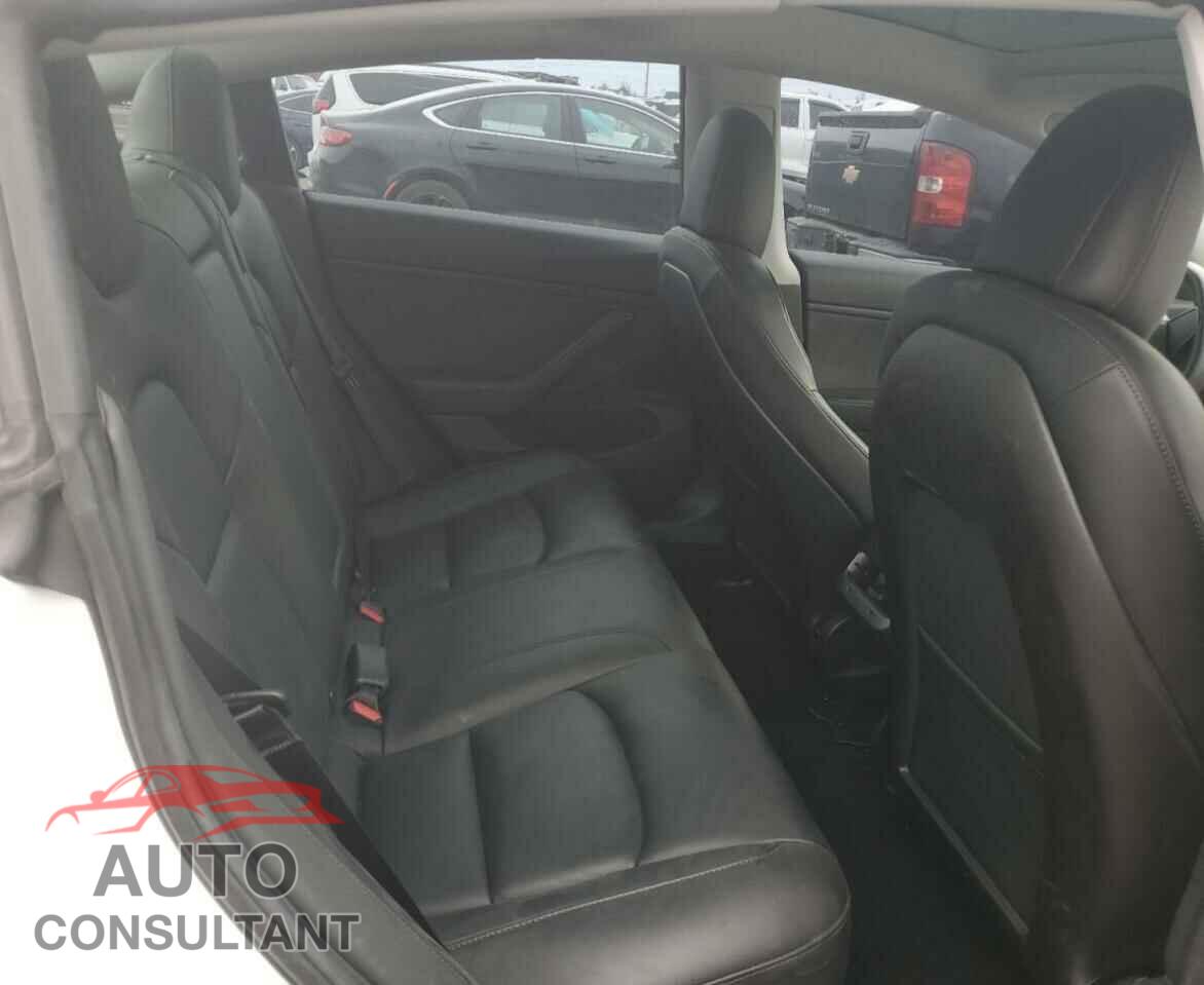 TESLA MODEL 3 2019 - 5YJ3E1EB8KF359566