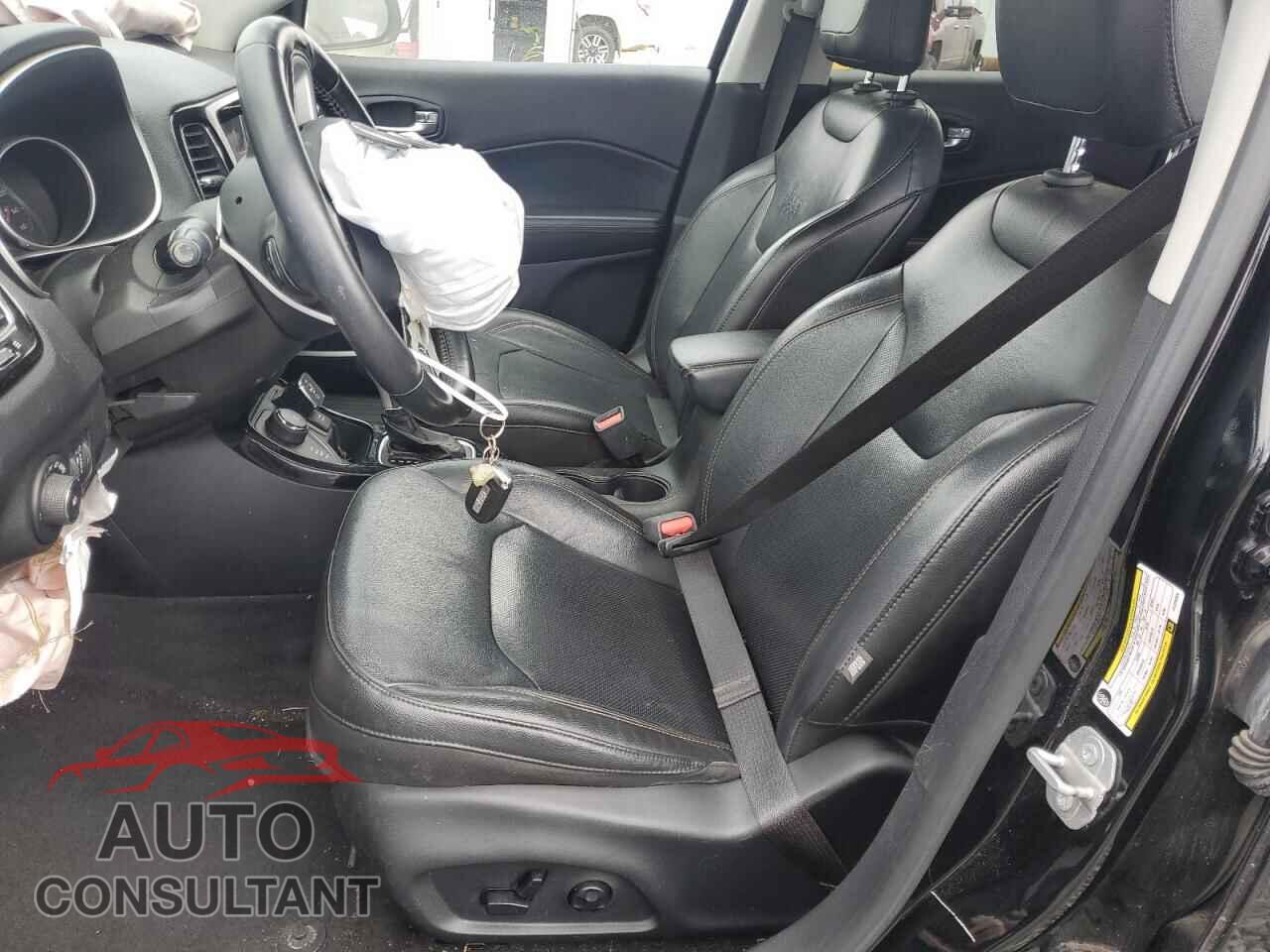 JEEP COMPASS 2018 - 3C4NJDCB2JT266969