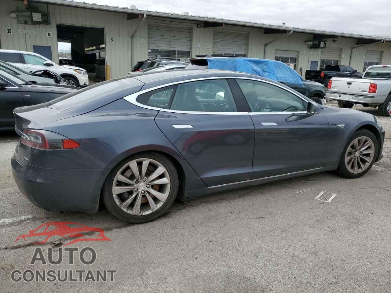 TESLA MODEL S 2016 - 5YJSA1E22GF158096