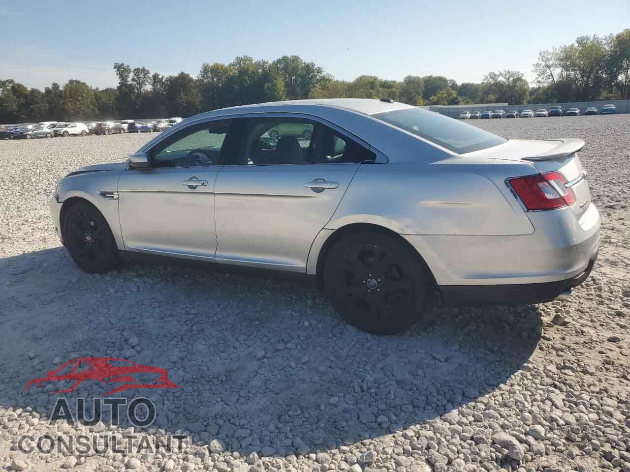 FORD TAURUS 2012 - 1FAHP2KT8CG143068