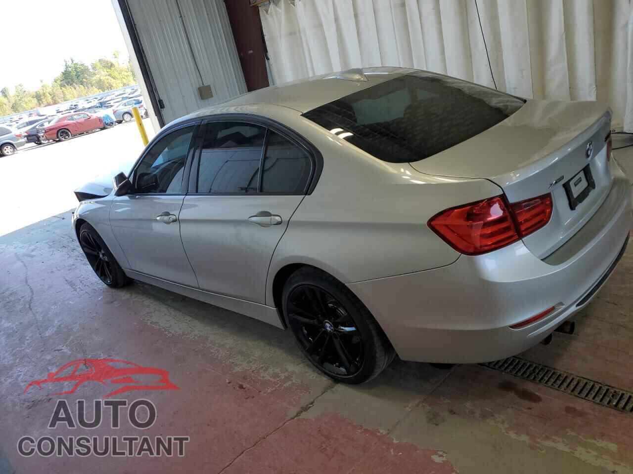 BMW 3 SERIES 2013 - WBA3B3C53DF540006