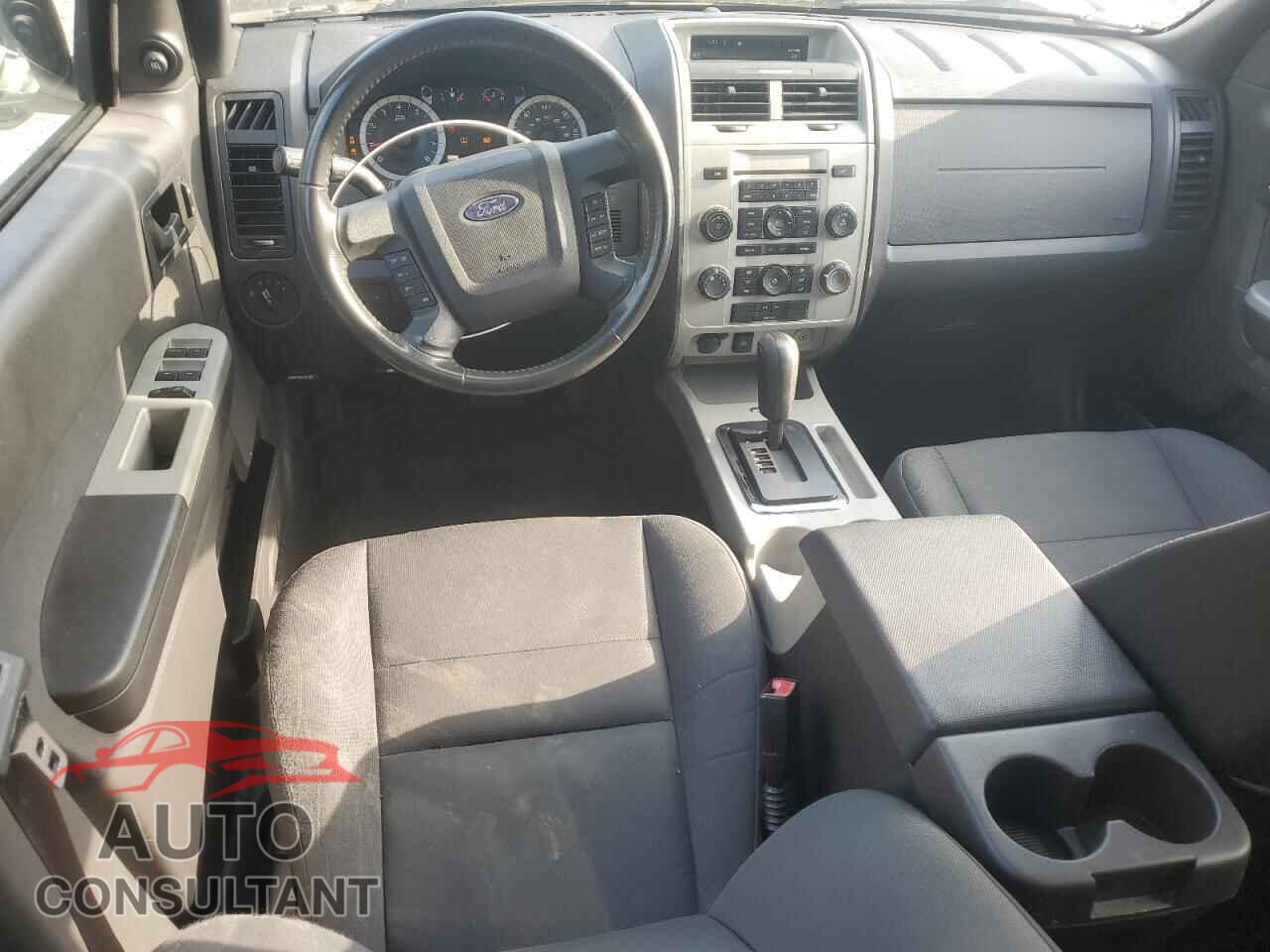 FORD ESCAPE 2011 - 1FMCU9DG8BKA31027