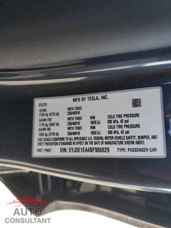 TESLA MODEL 3 2025 - 5YJ3E1EA4SF988829