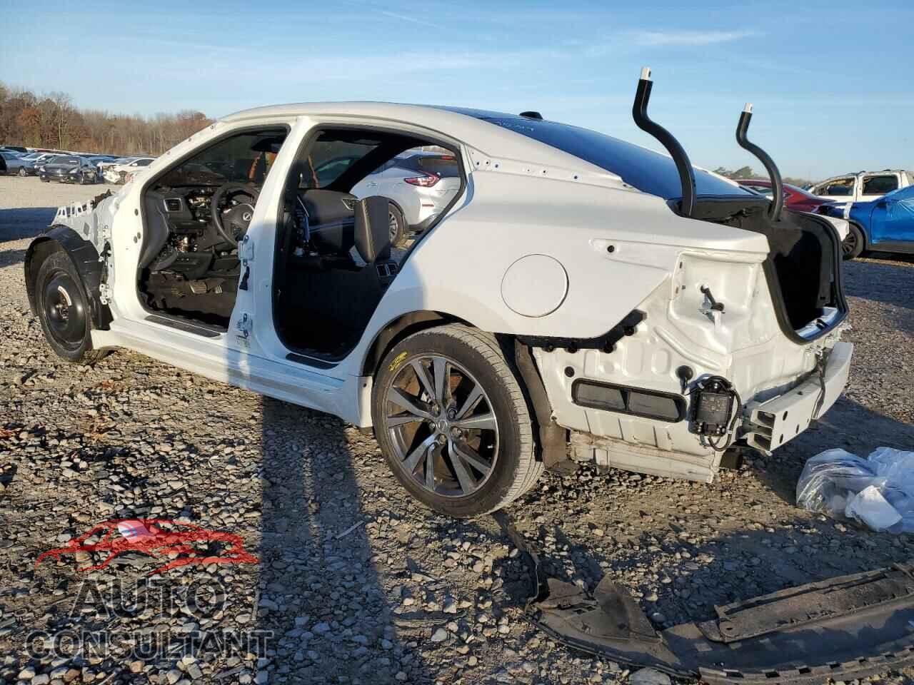 NISSAN MAXIMA 2023 - 1N4AA6EV2PC505917