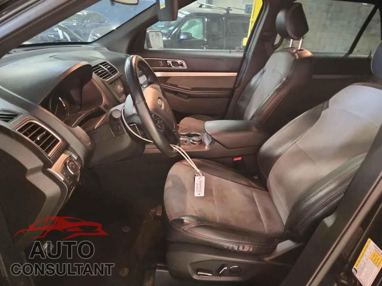 FORD EXPLORER 2017 - 1FM5K8D82HGA30906