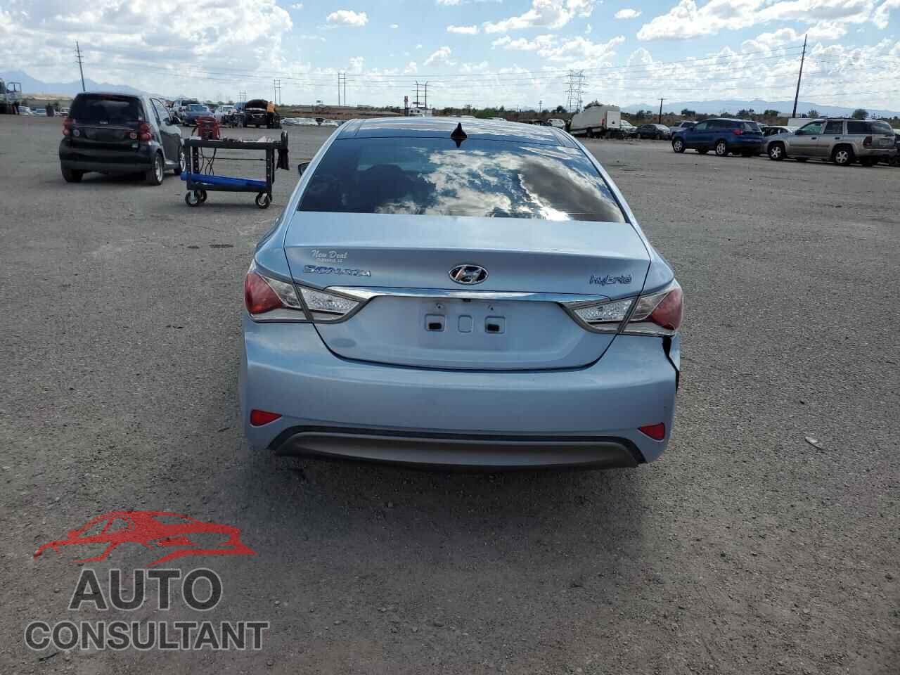HYUNDAI SONATA 2012 - KMHEC4A41CA027918